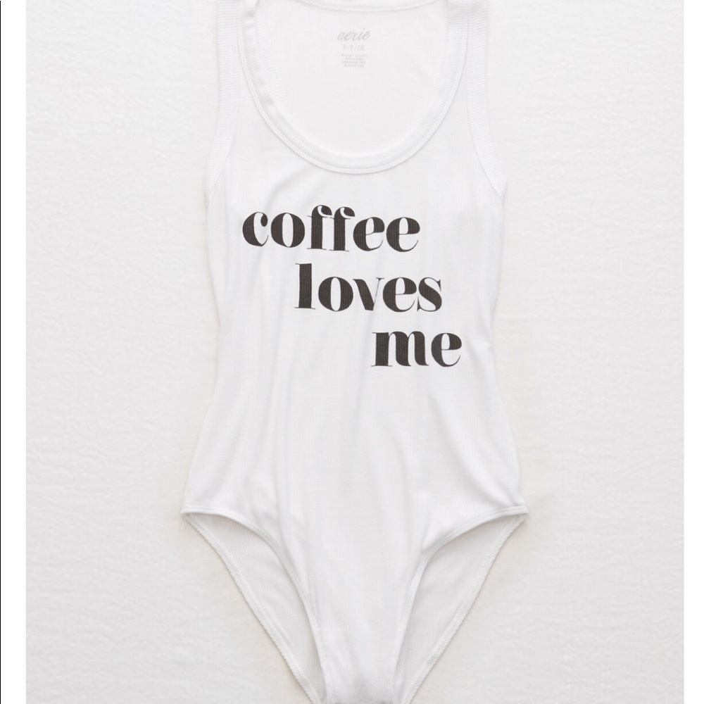 COFFEE LOVES ME AMERICAN EAGLE ONSIE